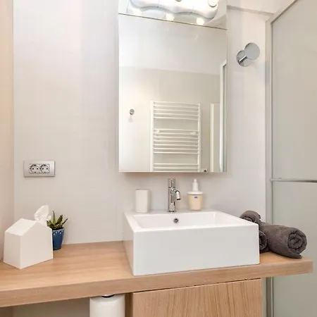 Luxury Bifora