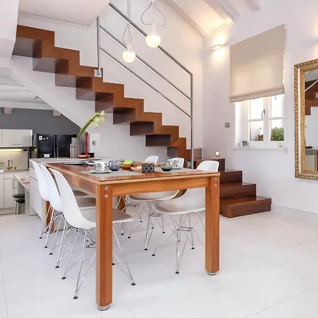 Luxury Bifora