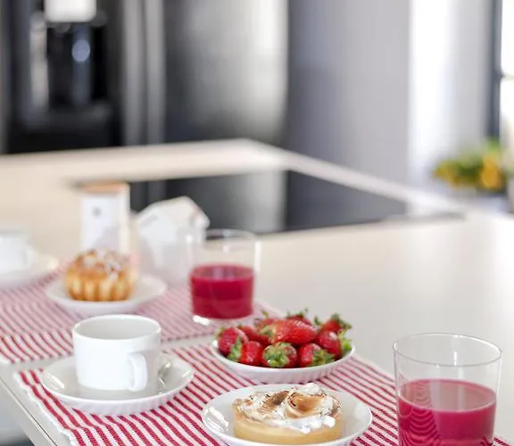 Luxury Bifora Apartment